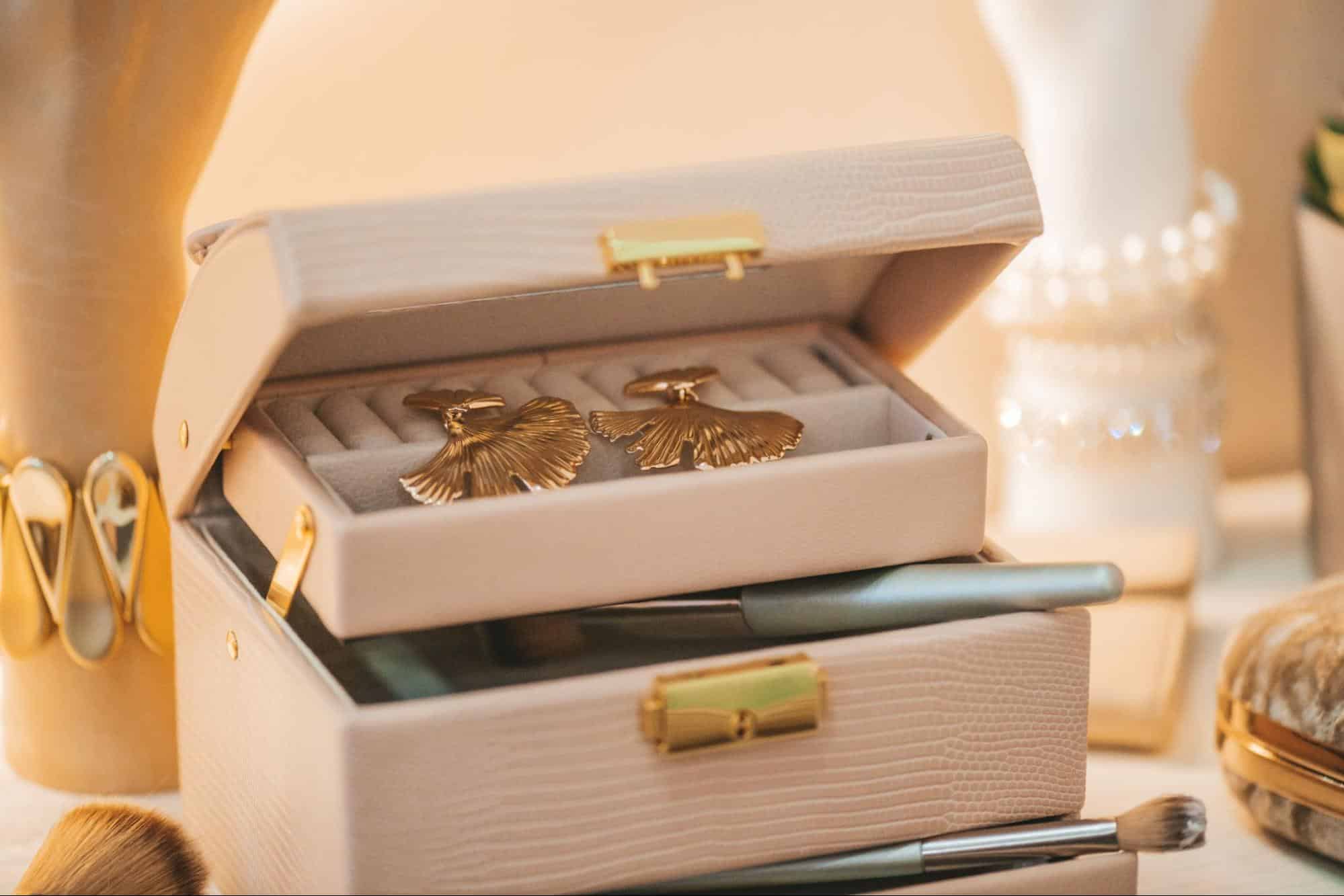 como organizar tus joyas